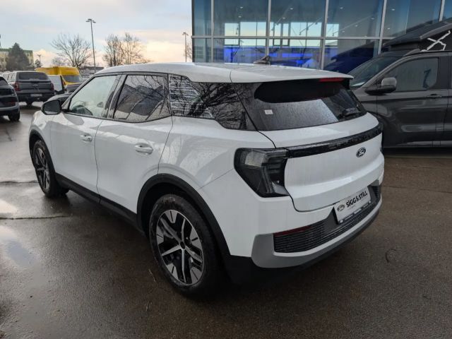 Ford Explorer Extended range RWD