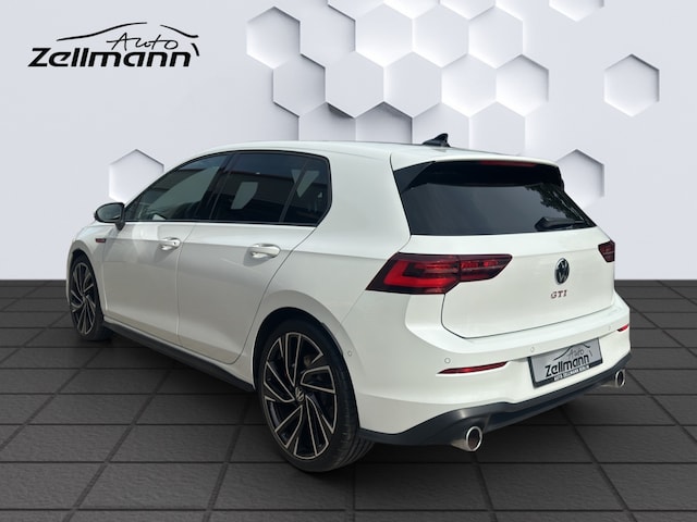 Volkswagen Golf 2.0 TSI DSG