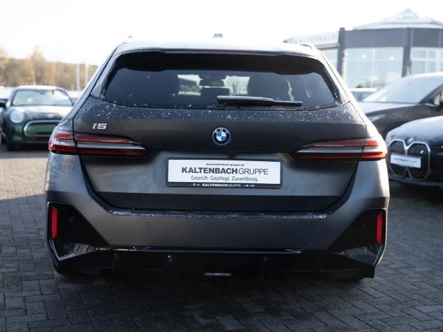 BMW i5 M60 Touring xDrive
