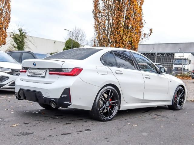 BMW 330 330i M-Sport Sedan