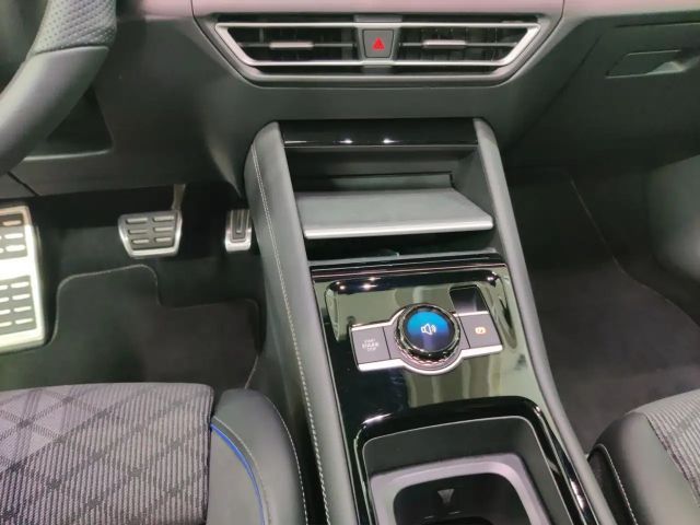 Volkswagen Tiguan 2.0 TSI R-Line Style