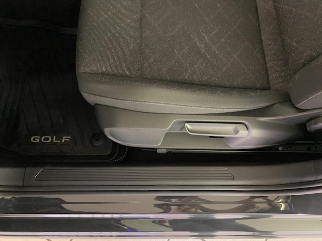 Volkswagen Golf 1.5 TSI BMT Golf VIII