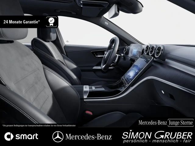 Mercedes-Benz C 200 AMG Line Sedan