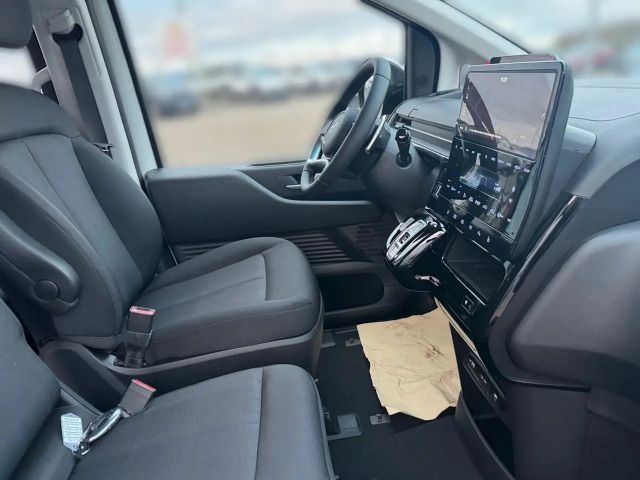 Hyundai Staria Trend