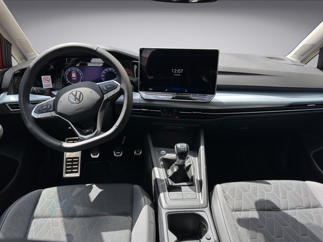 Volkswagen Golf Life Variant