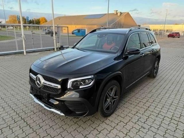 Mercedes-Benz GLB 200 AMG Line