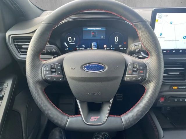 Ford Focus EcoBoost ST Line Wagon