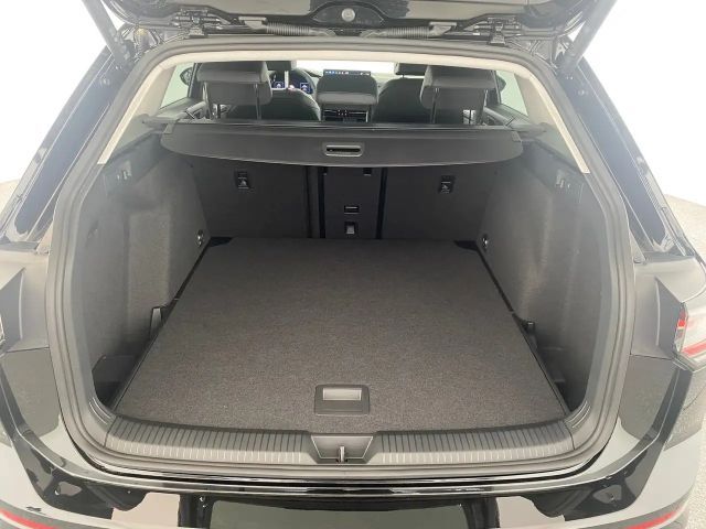 Volkswagen Golf Business DSG Variant