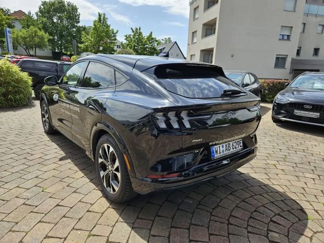 Ford Mustang Mach-E AWD