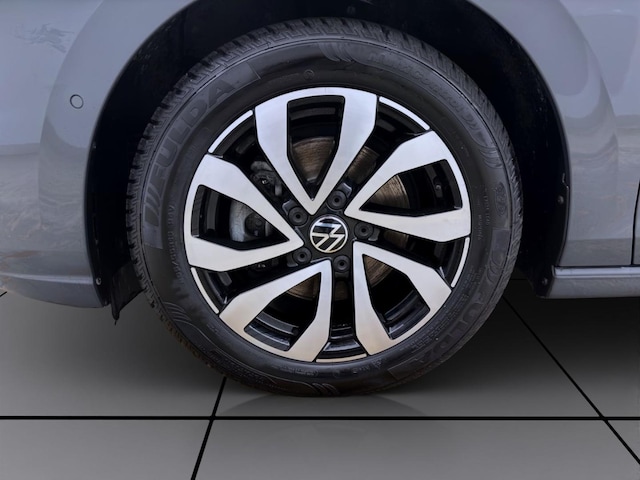 Volkswagen Golf 2.0 TDI DSG IQ.Drive