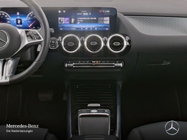 Mercedes-Benz GLA 180 Progressive