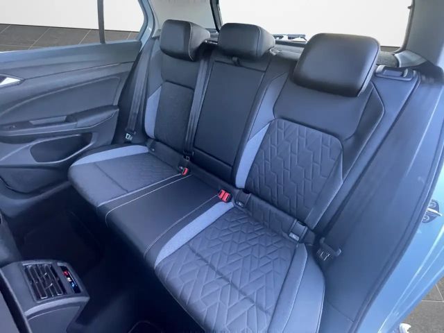 Volkswagen Golf 1.5 eTSI DSG Golf VIII