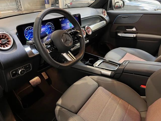 Mercedes-Benz EQB 300 4MATIC