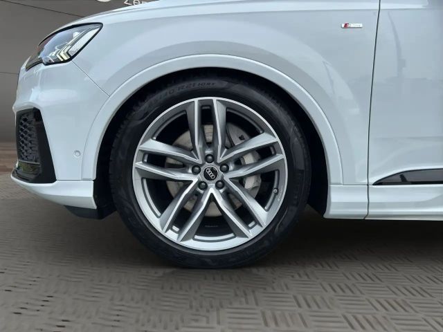 Audi Q7 50 TDI Quattro S-Line