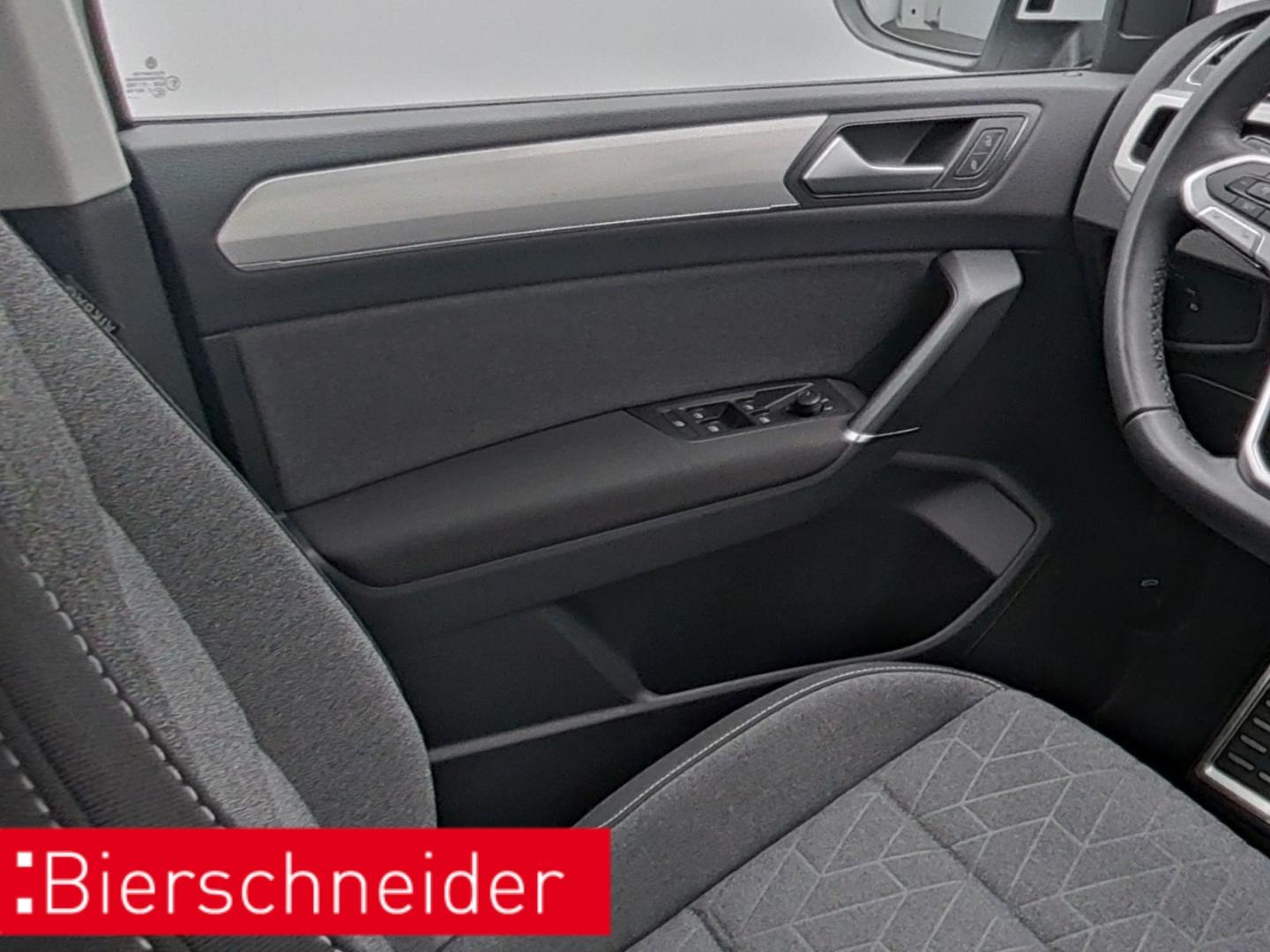 Volkswagen Touran 1.5 TSI DSG Move