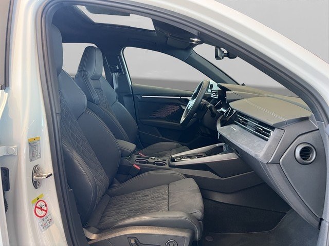 Audi S3 Quattro S-Tronic Sedan