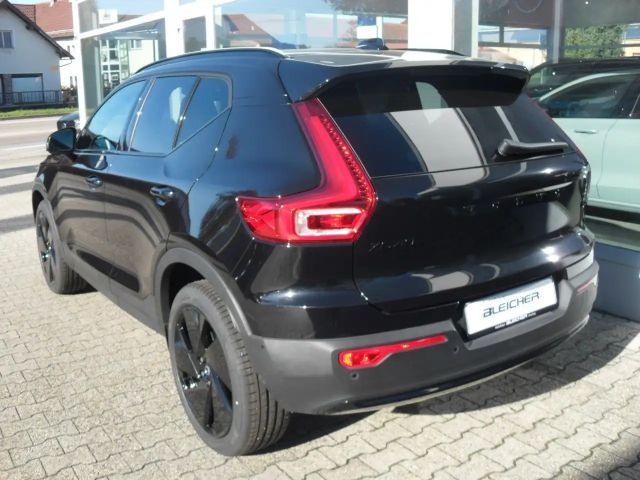 Volvo XC40 Plus
