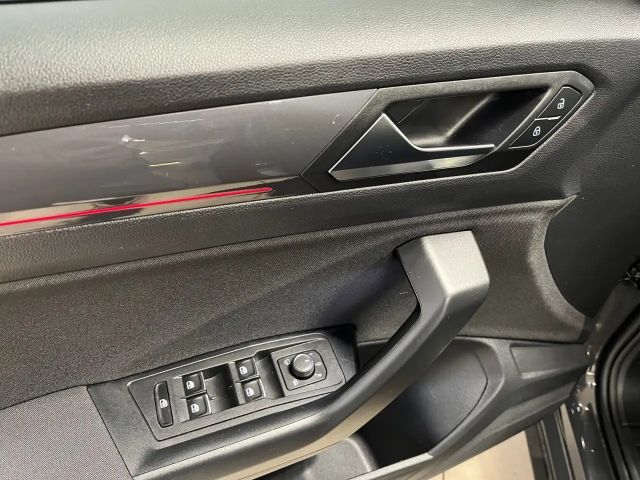 Volkswagen T-Roc 1.5 TSI DSG Sport