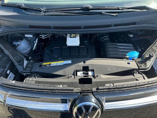 Volkswagen Multivan 2.0 TDI Lang Style T7