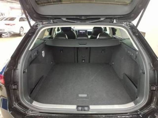 Volkswagen Passat 1.5 eTSI Business Variant