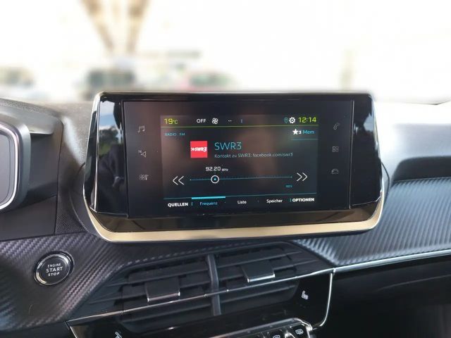 Peugeot E-2008 Allure Pack