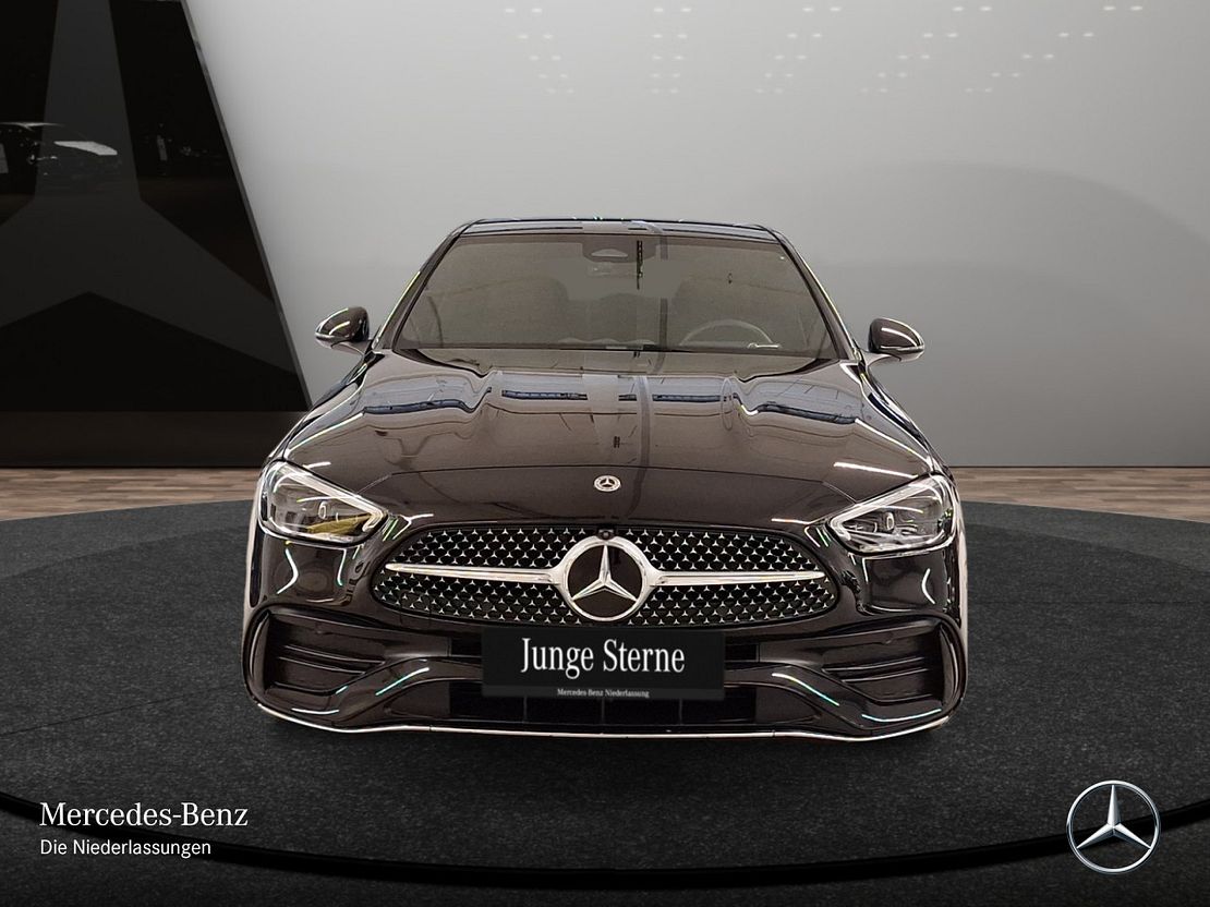 Mercedes-Benz C 180 AMG Line Sedan