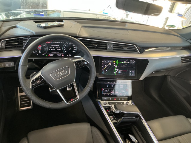 Audi Q8 e-tron 55 Quattro S-Line