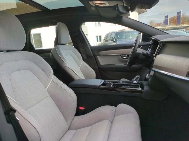 Volvo V90 AWD Dark Plus Recharge