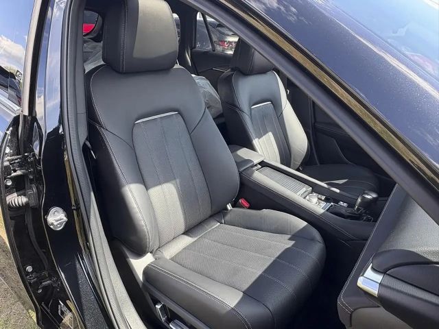 Mazda 6 2.5L SkyActiv Takumi