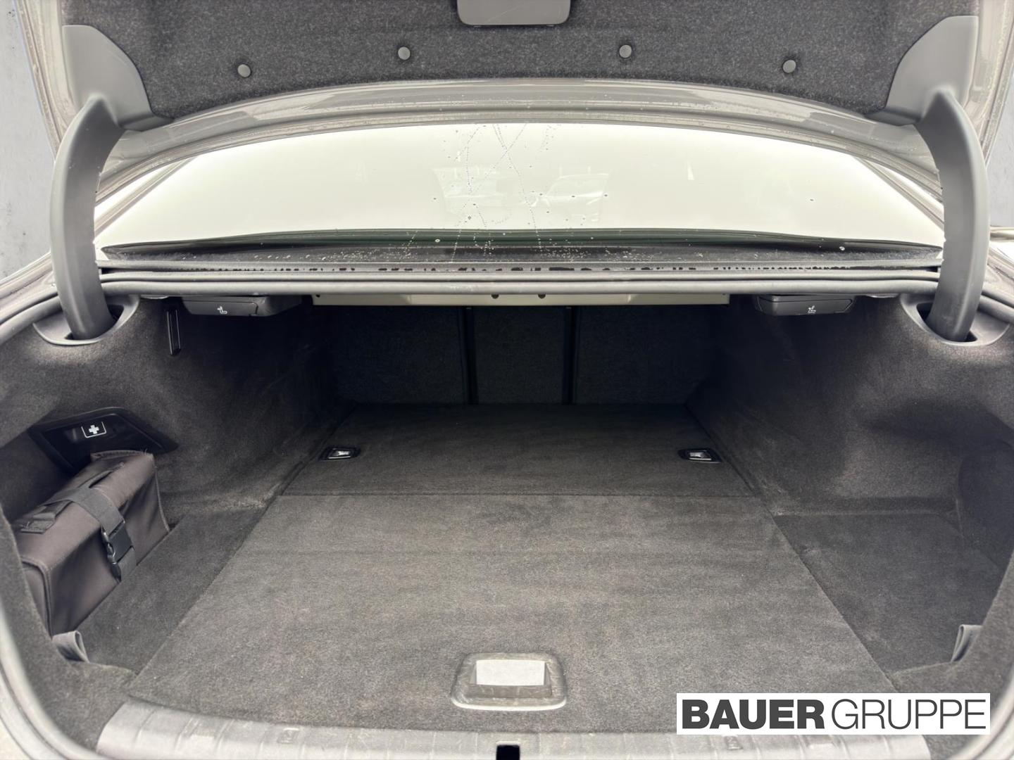 BMW 545 545e M-Sport Sedan xDrive