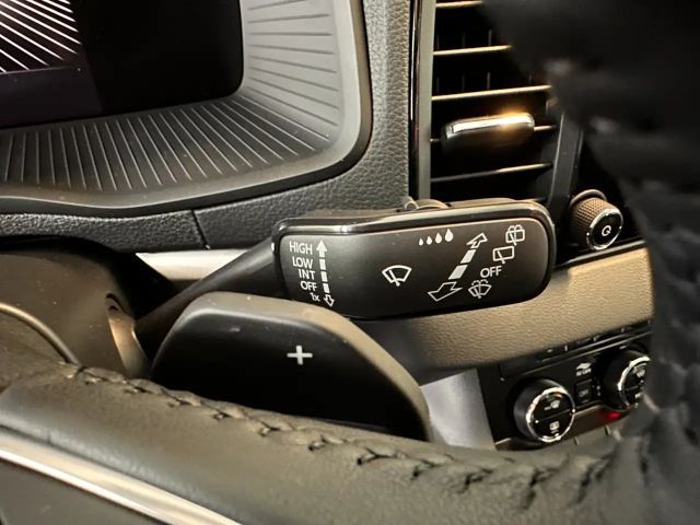 Skoda Karoq Edition 130 DSG*AHK*Rückfahrk*Frontscheibenheiz