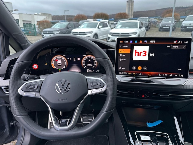 Volkswagen Golf 2.0 TDI DSG R-Line