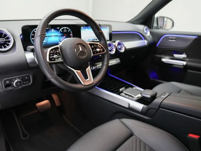 Mercedes-Benz GLB 200 4MATIC GLB 200 d