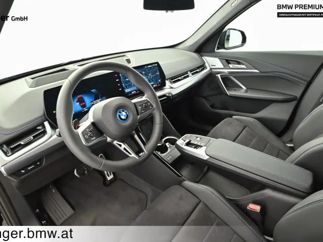 BMW iX1 xDrive30