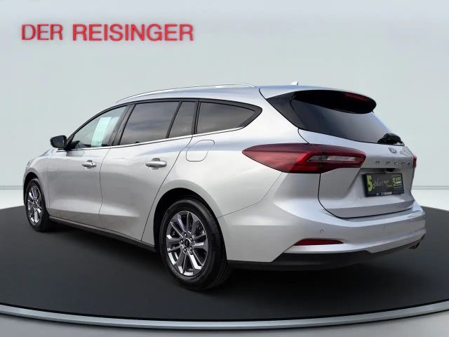 Ford Focus Titanium Wagon