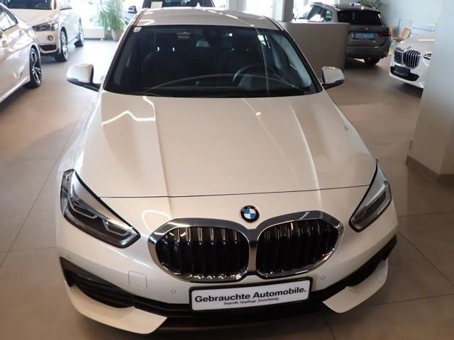 BMW 120 120d Sedan xDrive