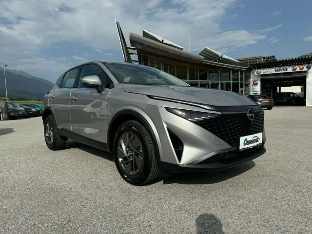 Nissan Qashqai 1,3 MHEV First Edition *AKTION € 28.990*