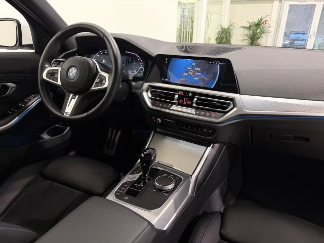 BMW 330 330e M-Sport Sedan