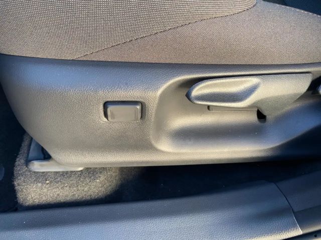 Toyota C-HR Plug-in Technik