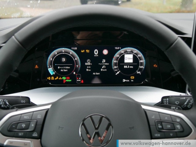 Volkswagen Golf 1.5 eTSI DSG