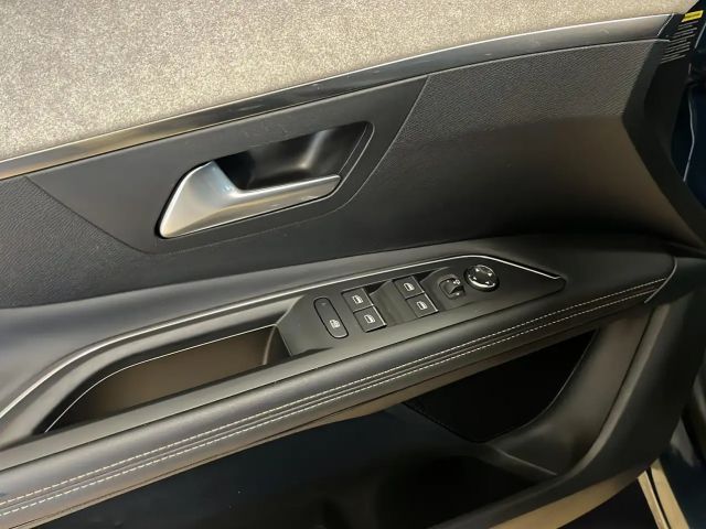 Peugeot 3008 225GT*ST-Heiz*ACC*R.cam*Ambiente*Teilleder