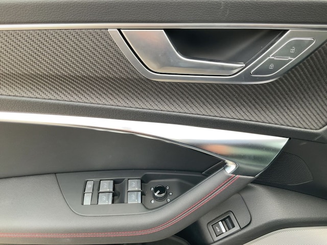 Audi A6 55 TFSI Avant Quattro S-Line S-Tronic