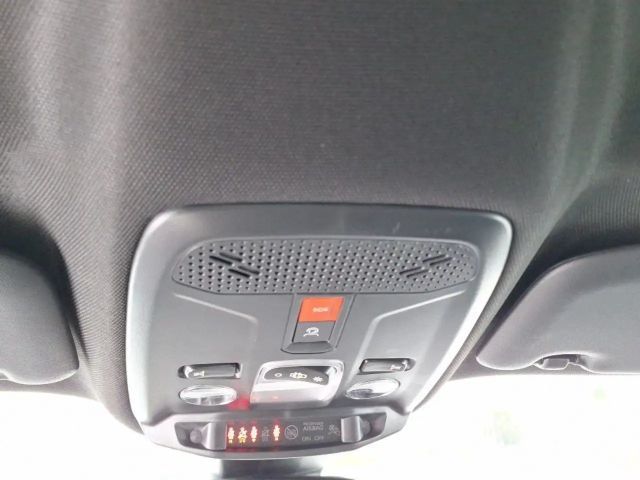 Peugeot 2008 Allure Pack EAT8 PureTech