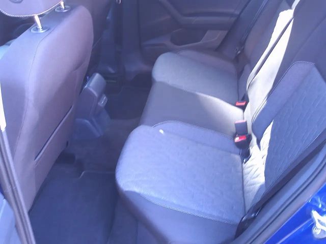 Volkswagen Polo Move