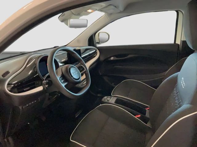 Fiat 500e + Radio- & Winterpaket