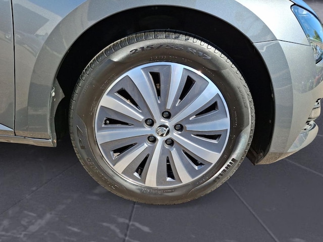 Skoda Superb 2.0 TDI Ambition Combi