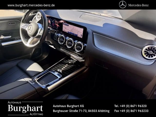 Mercedes-Benz B 200 Progressive Sedan