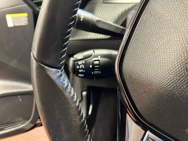 Peugeot E-208 Allure Pack