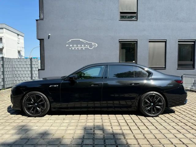 BMW 760 Sedan xDrive