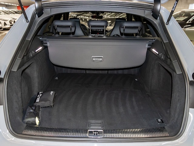 Audi RS4 Avant Quattro